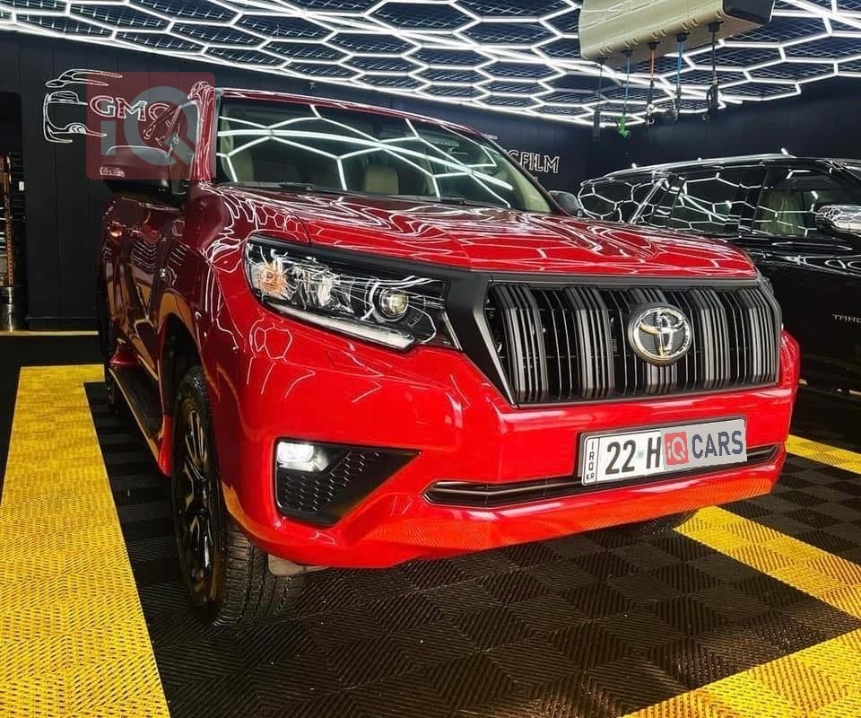 تۆیۆتا لاندكروزر پرادۆ